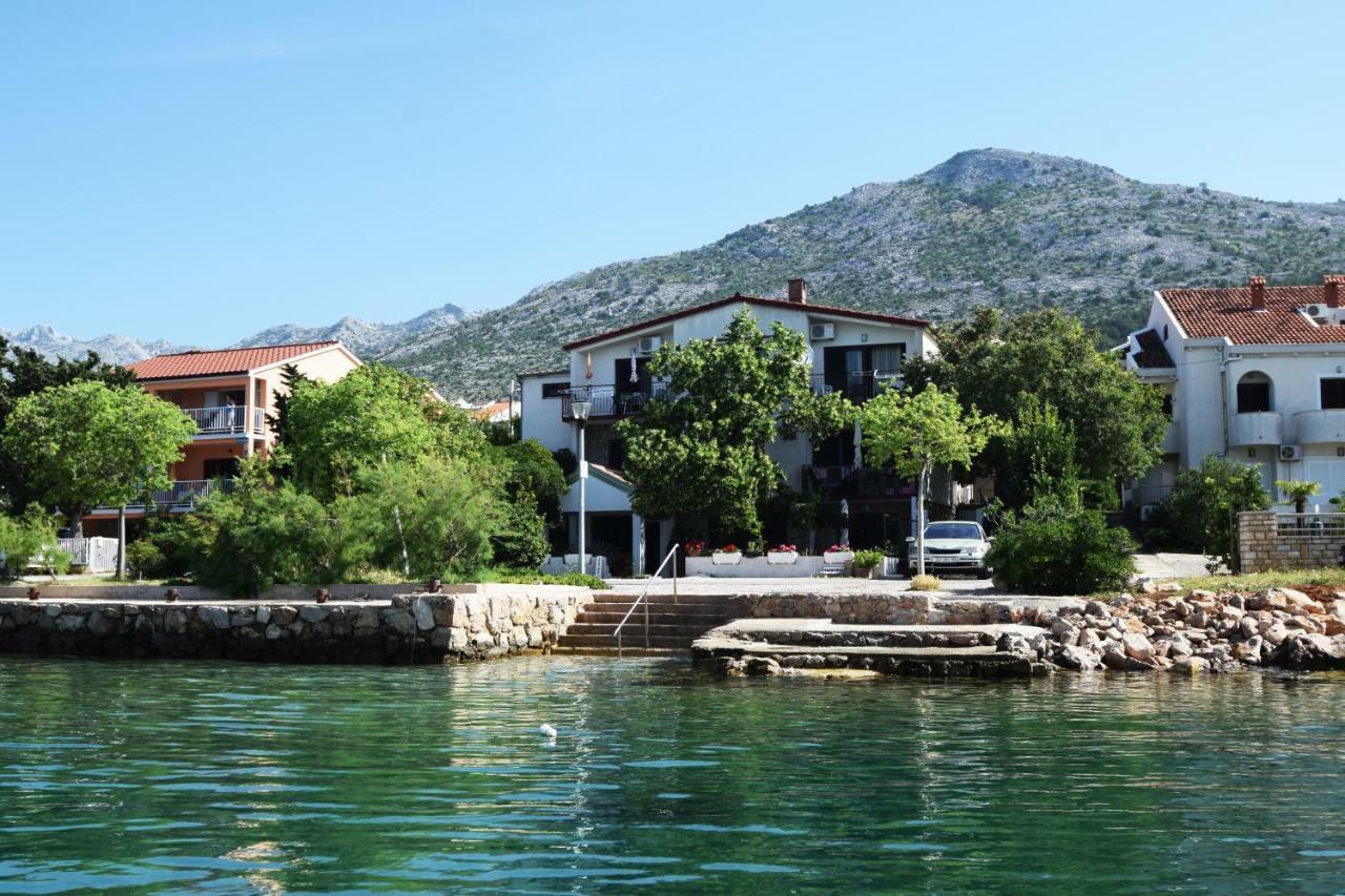 Apartmani Ivica & Boja Starigrad Paklenica Exteriér fotografie